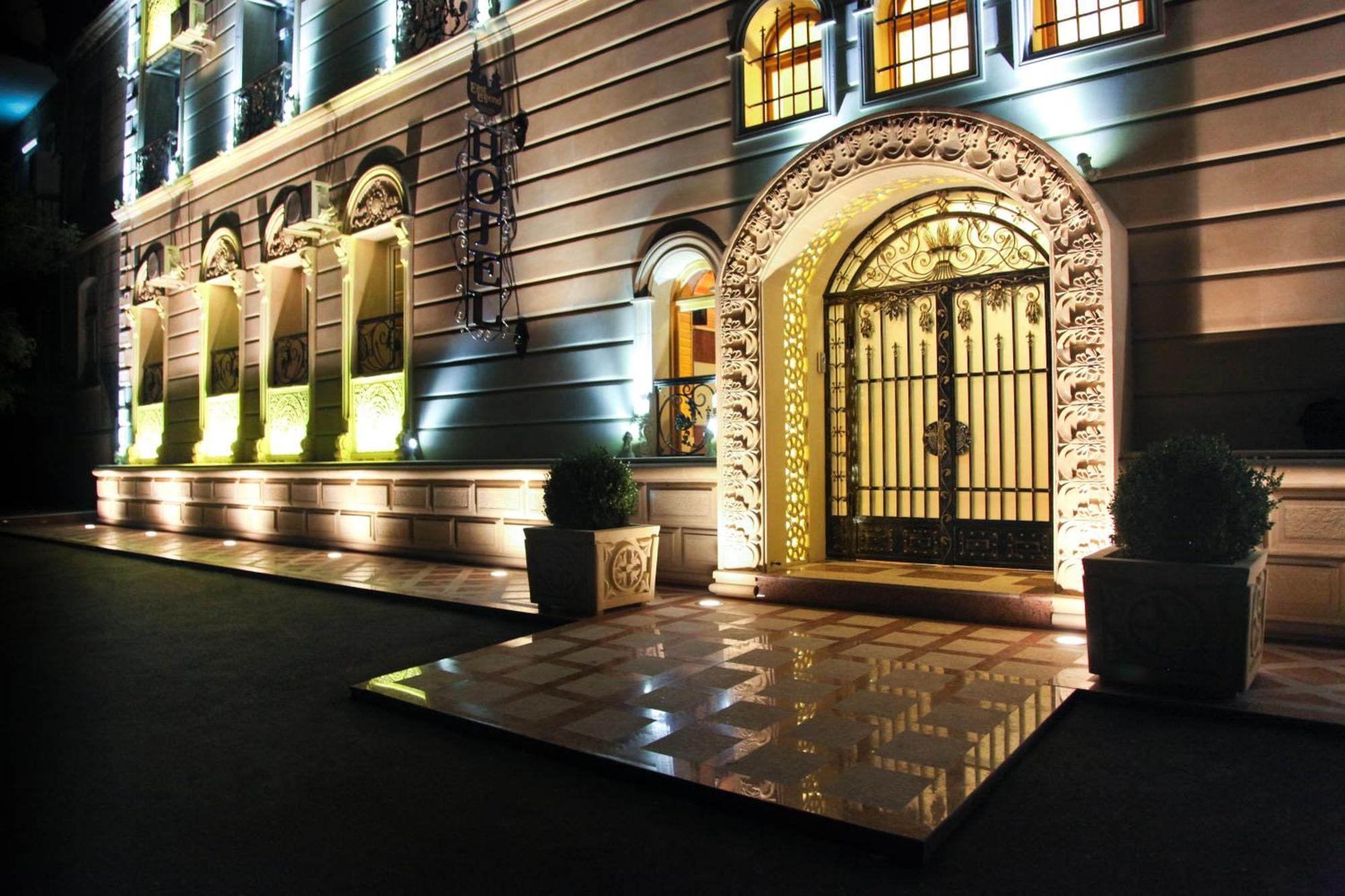 East Legend Hotel Baku Exterior photo
